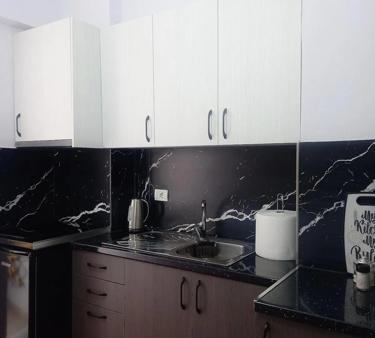 Sunflower Apartment Durrës